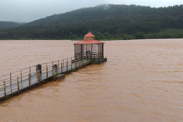 Hirekolale Lake